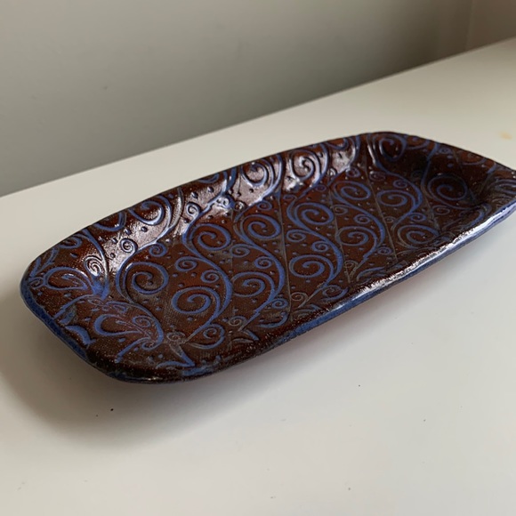 NEW Hand Made Pottery Tray in Rich Blue/Purple & Brown - Picture 2 of 7